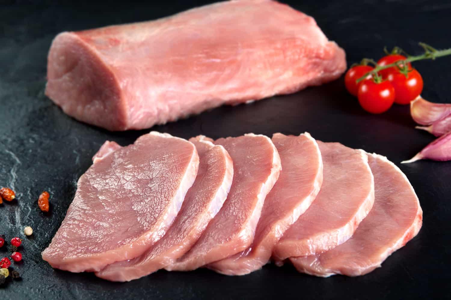 how to cut pork tenderloin crosswise