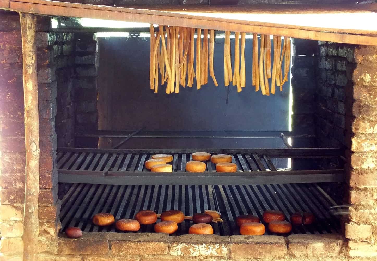 Smoking Cheese On A Grill & The Best Woods To Use MUST TRY