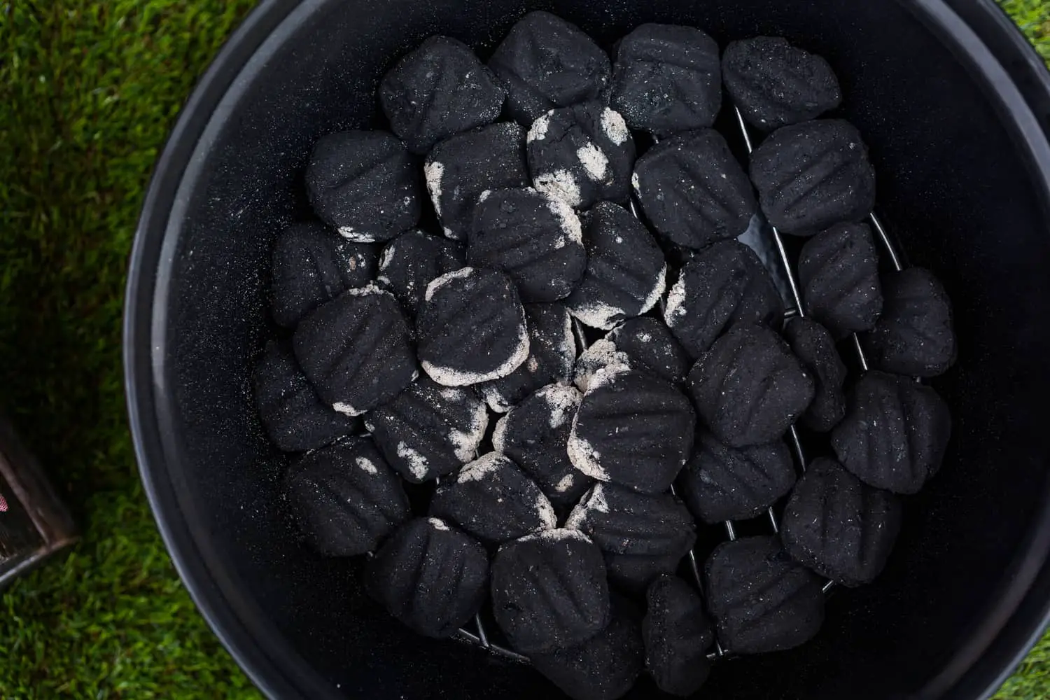 8 Common Reasons Your Charcoal Won't Light - What To Do Charcoal Smoker Won't Get Hot Enough